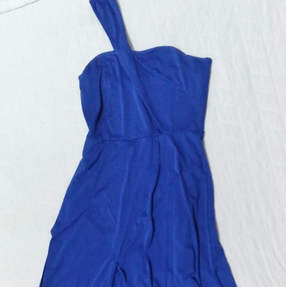 ONE SHOULDER JUMPSUIT - Picture 2 of 4